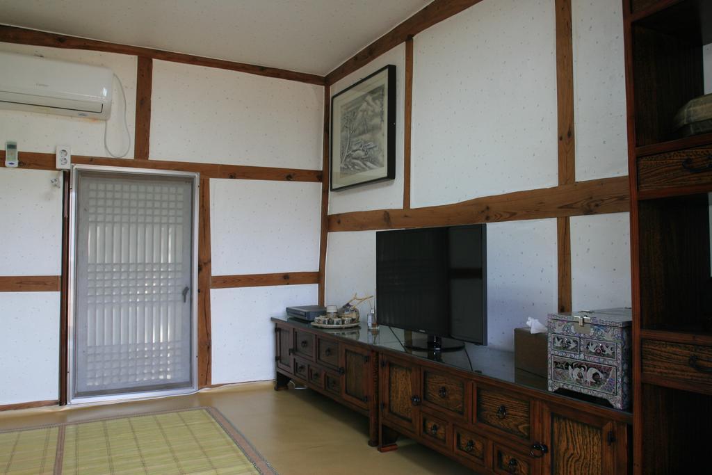 Jinrae Lee'S Traditional House Boseong Dış mekan fotoğraf
