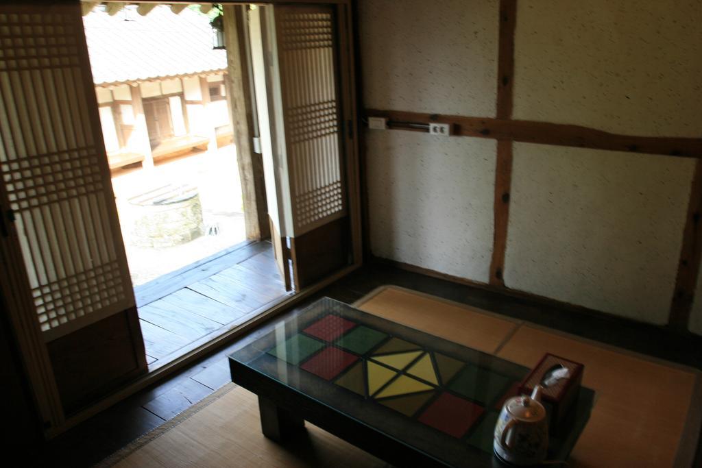 Jinrae Lee'S Traditional House Boseong Dış mekan fotoğraf
