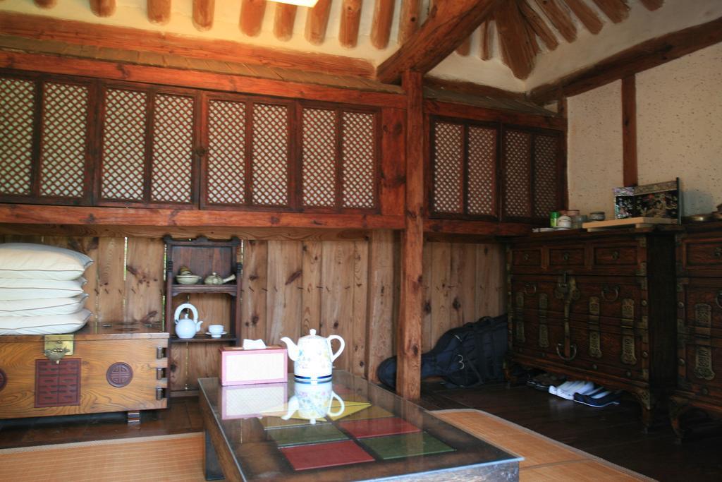 Jinrae Lee'S Traditional House Boseong Dış mekan fotoğraf